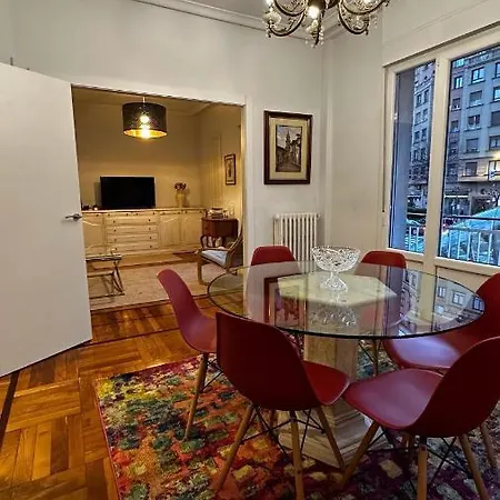 Fantástico En El Centro De * Bilbau